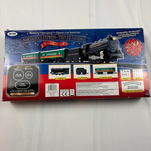 EZTEC North Pole Express Train Set Battery Operated 29 Piece‎ Christmas - Picture 2 of 7